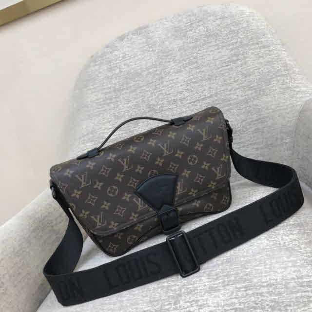 루이비통 25 한정판 34cm 크로스백 가방 C4229