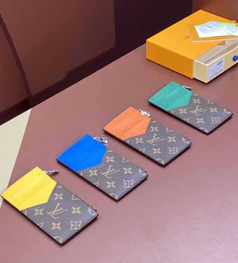 루이비통 25 한정판 4색 카드 지갑 E570