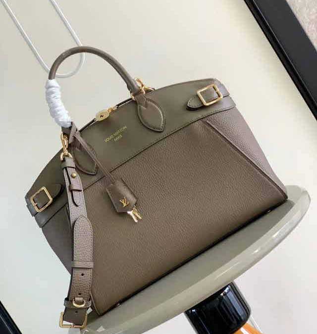 루이비통 25 한정판 36cm 크로스백 가방 C4255