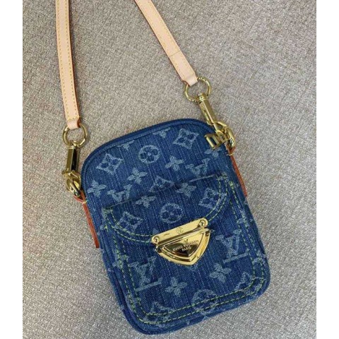 루이비통 25 한정판 14*18cm 크로스백 가방 C4275