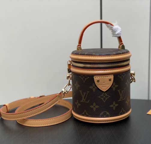 루이비통 25 한정판 14*14cm 크로스백 가방 C4298