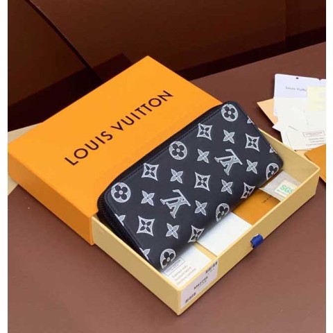 루이비통 25 한정판 20cm 장지갑 E582