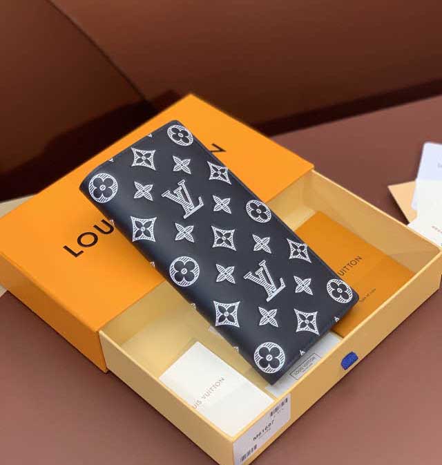 루이비통 25 한정판 19cm 장지갑 E583