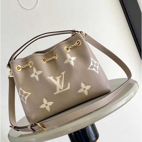 루이비통 25 한정판 28cm 크로스백 가방 C4347