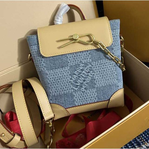 루이비통 25 한정판 15*18cm 크로스백 가방 C4353