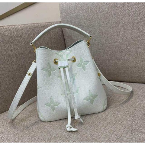 루이비통 25 한정판 20*20cm 크로스백 가방 C4368