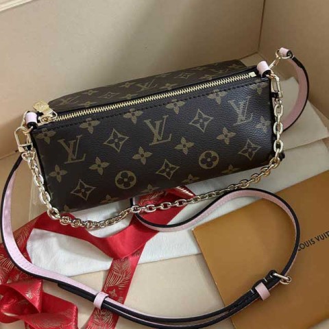 루이비통 25 한정판 22cm 크로스백 가방 C4384