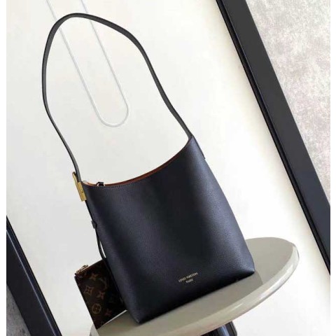 루이비통 25 한정판 24*28cm 크로스백 가방 C4386