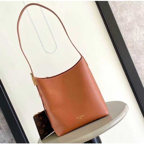 루이비통 25 한정판 24*28cm 크로스백 가방 C4387