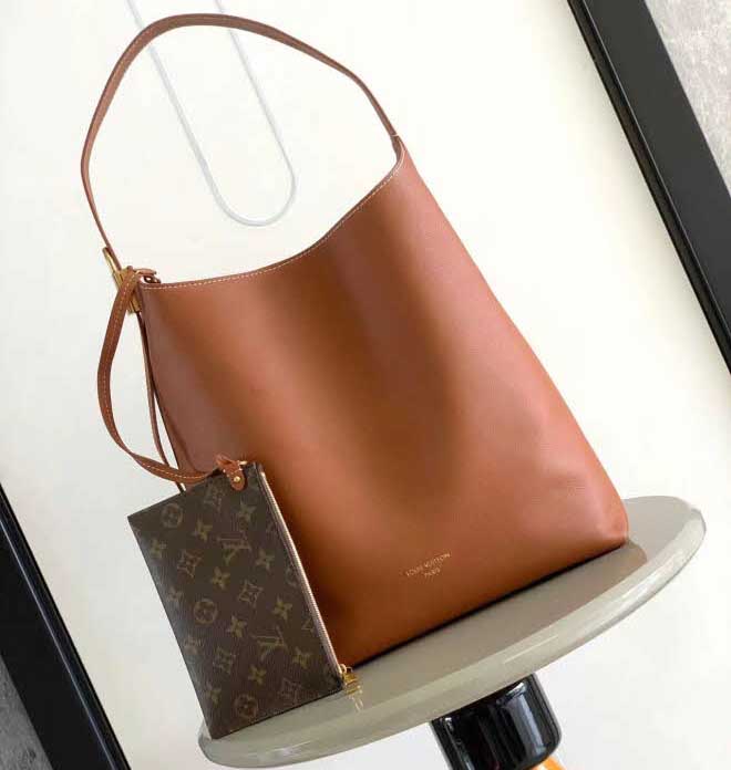 루이비통 25 한정판 31*35cm 크로스백 가방 C4430