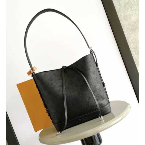 루이비통 25 한정판 28*27cm 크로스백 가방 C4440