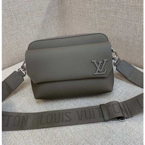 루이비통 25 한정판 23cm 크로스백 가방 C4466