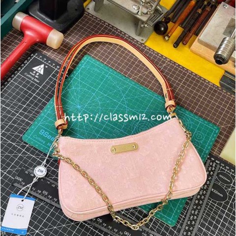 루이비통 25 한정판 M14159 Liv Pochette 크로스백 가방 C4534