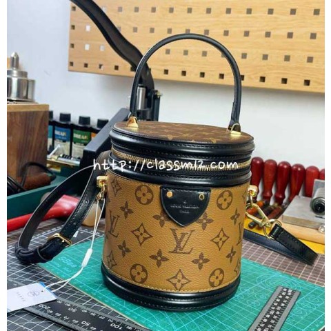 루이비통 25 한정판 M43986 CANNES 크로스백 가방 C4546