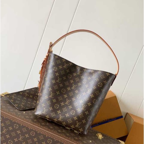 루이비통 25 한정판 31*26cm 크로스백 가방 C4655