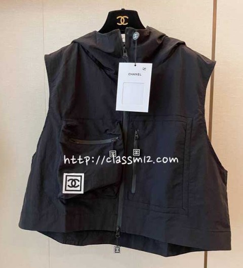 샤넬 25 한정판 민소매 후드 자켓 A10939