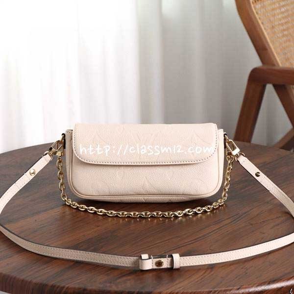 [정품직조원단]루이비통 25 한정판 Wallet on Chain IVY M82210 크로스백 가방 C4964