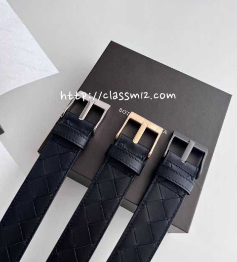 보테가베네타 25 한정판 3.5cm intreccio 소가죽 카프스킨 벨트 F942