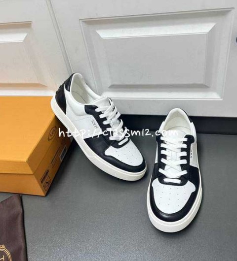 TODS 25 한정판 소가죽 카프스킨 운동화 B4337