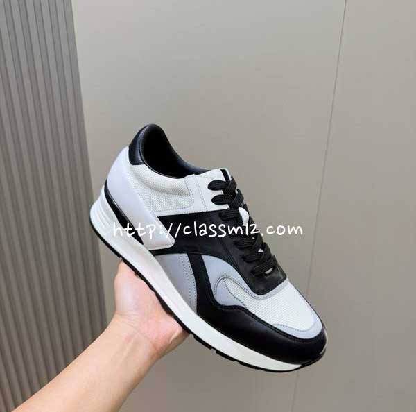 TODS 25 한정판 소가죽 카프스킨 운동화 B4340