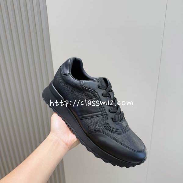 TODS 25 한정판 소가죽 카프스킨 운동화 B4344