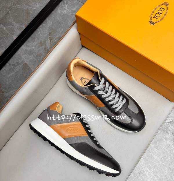 TODS 25 한정판 소가죽 카프스킨 운동화 B4350