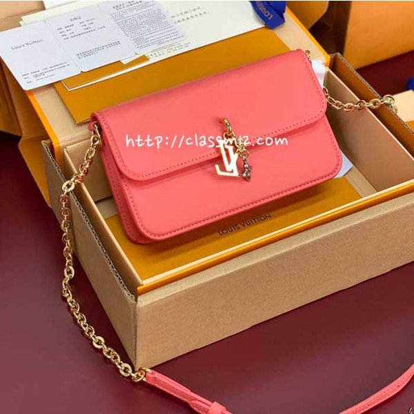 루이비통 25 한정판 M14564 Wallet On Chain 크로스백 가방 C5111