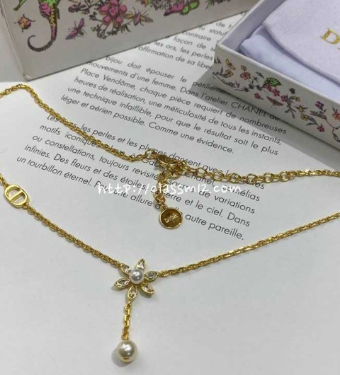 디올 25 한정판 목걸이 D2751