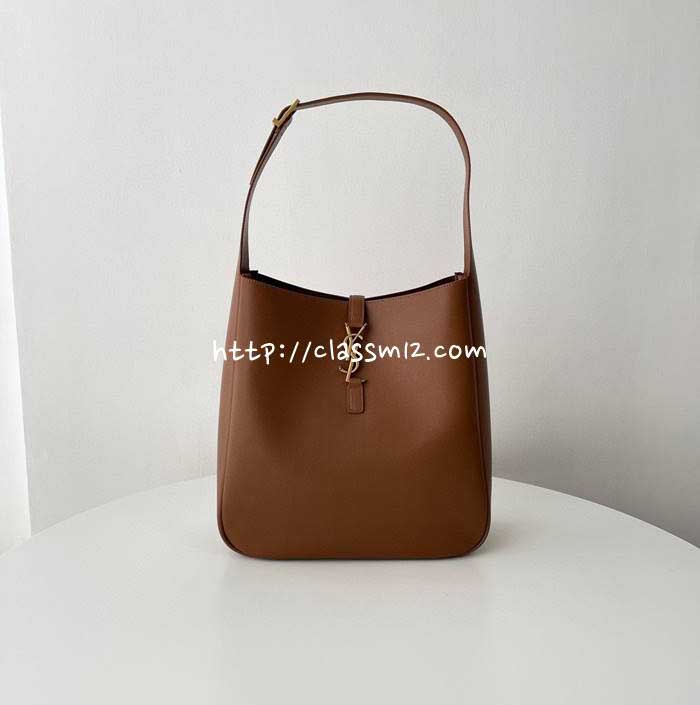 입생로랑 25 한정판 Soft hobo 753837 소가죽 카프스킨 가방 C5263