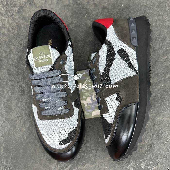 발렌티노 25 한정판 ROCKRUNNER 남여공용 운동화 B4363