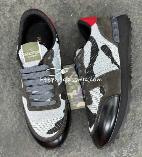 발렌티노 25 한정판 ROCKRUNNER 남여공용 운동화 B4363