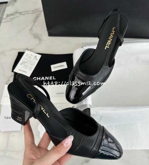 샤넬 25 한정판 Slingback 여성 소가죽 카프스킨 하이힐 B4648
