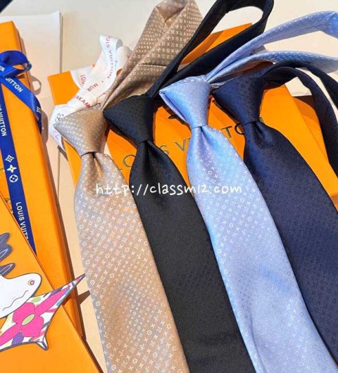 루이비통 25 한정판 Damier 넥타이 D3033