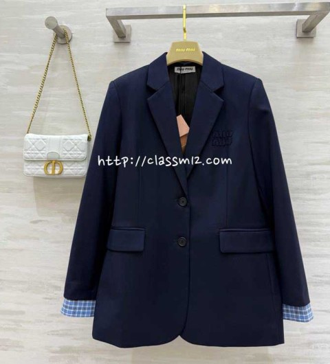 미우미우 25 한정판 여성 긴팔 정장 자켓 A12770