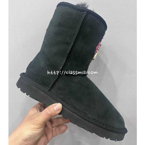 크롬하츠 x UGG 25 한정판 남여공용 Classic 부츠 B4694