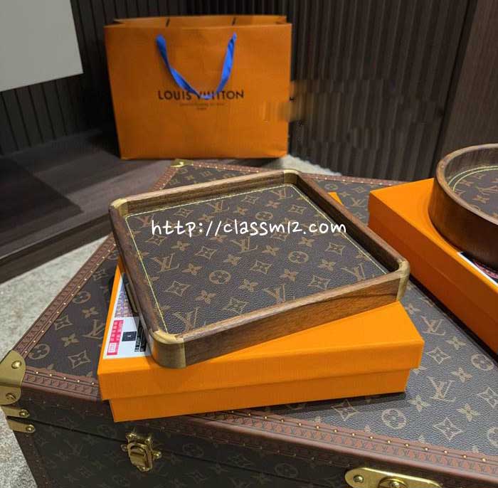 루이비통 25 한정판 트레이 I355