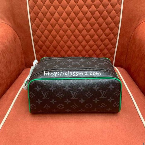 [정품직조원단] 루이비통 25 한정판 Dopp Kit M26433 클러치백 가방 C5438