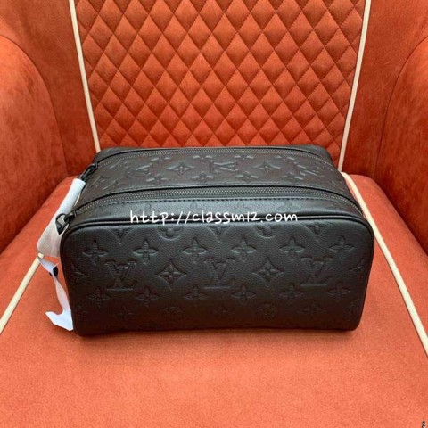 [정품직조원단] 루이비통 25 한정판 Dopp Kit M12645 클러치백 가방 C5442