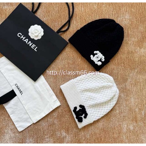샤넬 25 한정판 양털 비니 모자 D3051