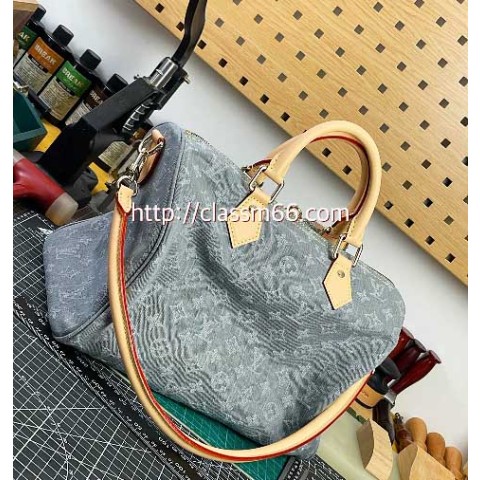 루이비통 25 한정판 M13344 여행 가방 C5459