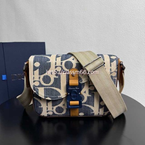 디올 25 한정판 Gravity 크로스백 가방 C5471