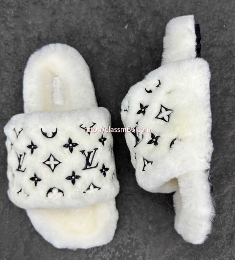 루이비통 25 한정판 여성 슬리퍼 B4764