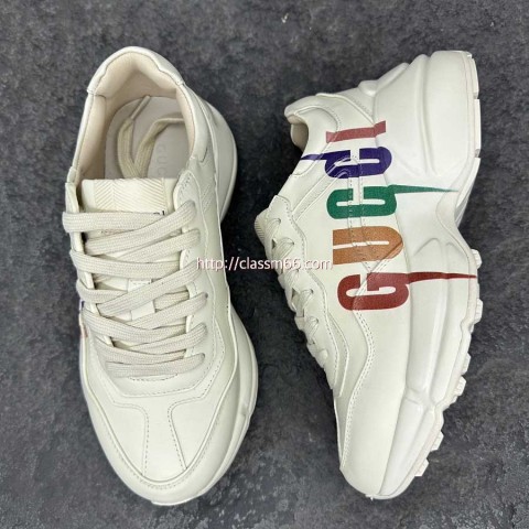 구찌 25 한정판 Rhyton 남여공용 운동화 B4783