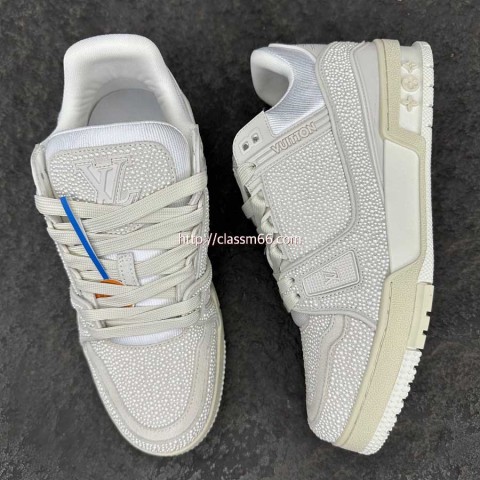 루이비통 25 한정판 1AHTNH LV TRAINER 남여공용 운동화 B4805