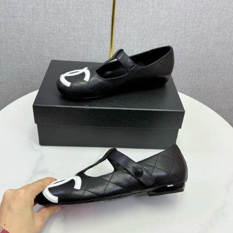 샤넬 25 한정판 여성 신발 B4847