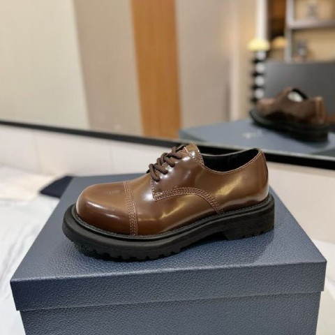 디올 25 한정판 여성 신발 B4880