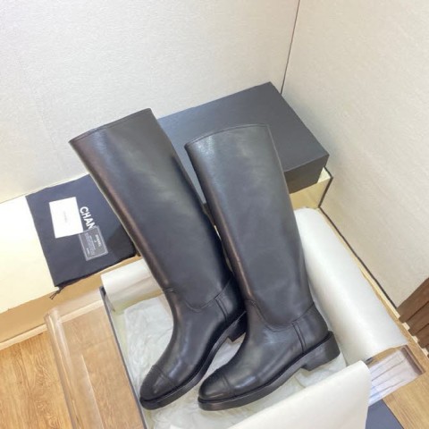 샤넬 25 한정판 여성 부츠 B4961