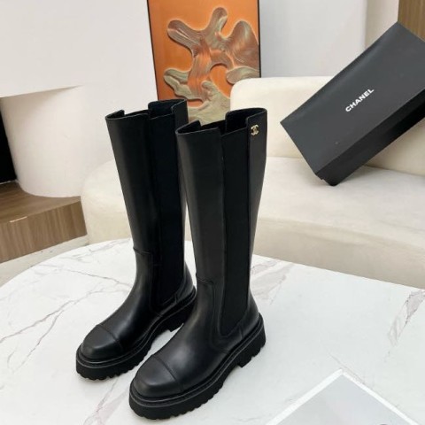 샤넬 25 한정판 여성 부츠 B4962