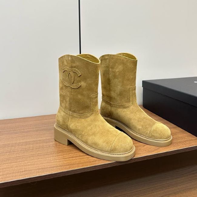 샤넬 25 한정판 여성 부츠 B4967