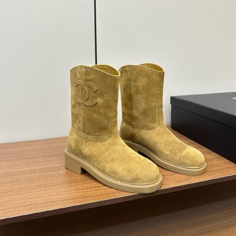 샤넬 25 한정판 여성 부츠 B4967